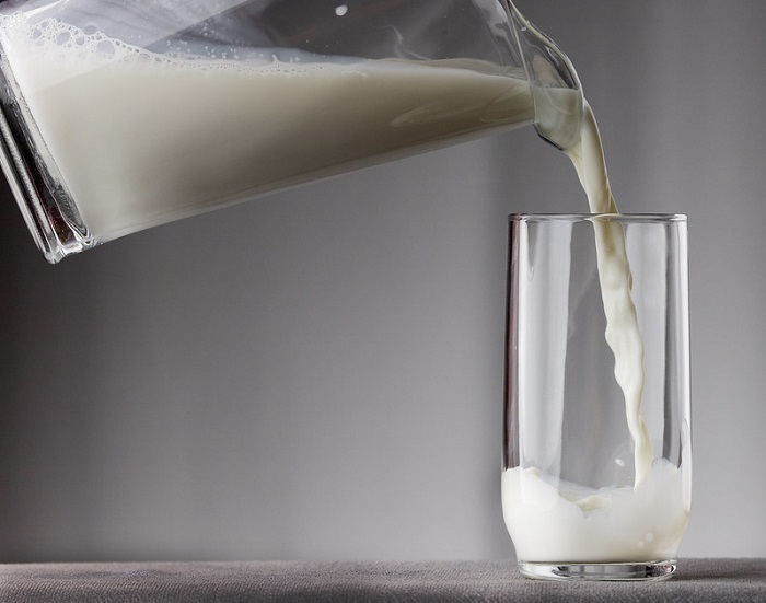 Senar lança cartilha virtual gratuita com foco na qualidade do leite
