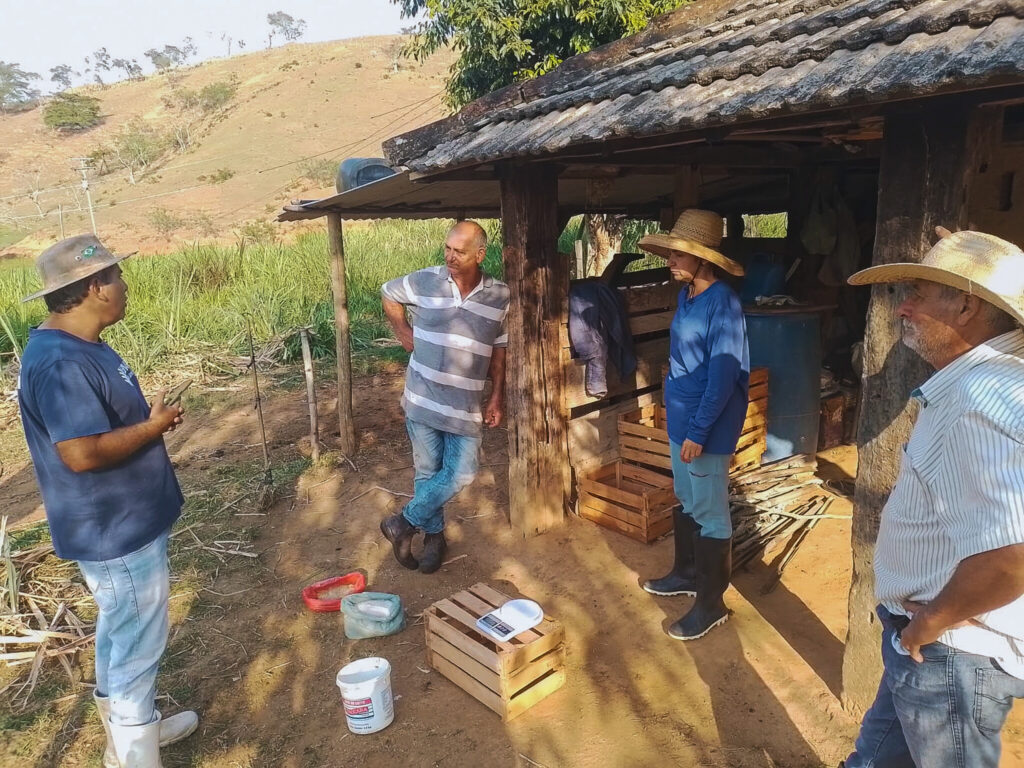 Interfazendas: produtores rurais de Aperibé e Itaocara recebem treinamento sobre cana com ureia